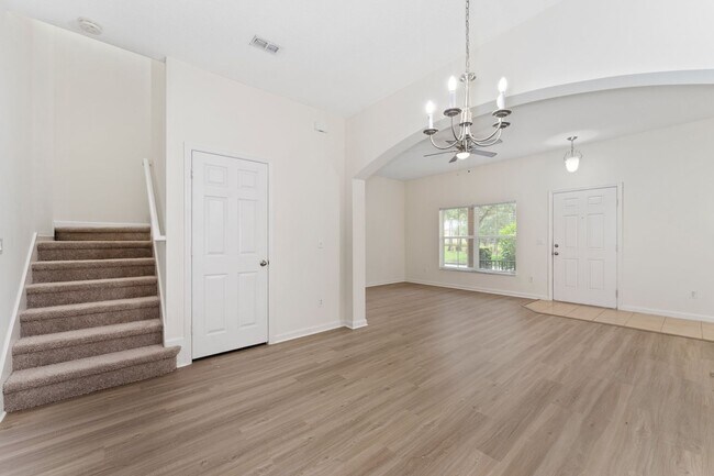 9136 Grey Moss Dr in Orlando, FL - Building Photo - Building Photo