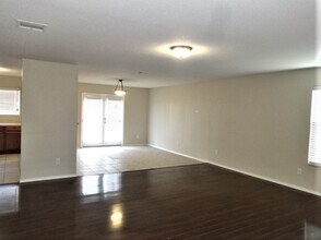 7569 Vanessa Dr in Fort Worth, TX - Building Photo - Building Photo