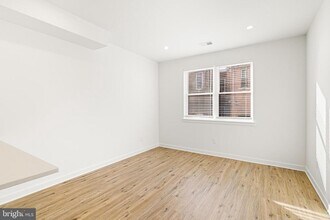 2350 Moore St in Philadelphia, PA - Building Photo - Building Photo