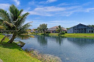 9912 NW 49th Pl in Coral Springs, FL - Foto de edificio - Building Photo