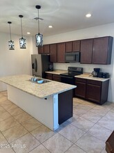 3213 S 75th Ln in Phoenix, AZ - Building Photo - Building Photo