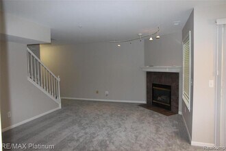 2868 Barclay Way in Ann Arbor, MI - Building Photo - Building Photo