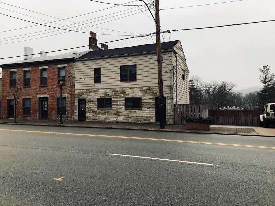 5859 Kellogg Ave, Unit 5859 in Cincinnati, OH - Building Photo