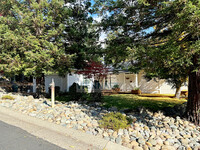 3881 N Lakeshore Blvd in Loomis, CA - Building Photo - Building Photo