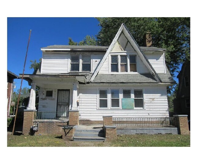 326 Eastlawn St in Detroit, MI - Building Photo - Building Photo
