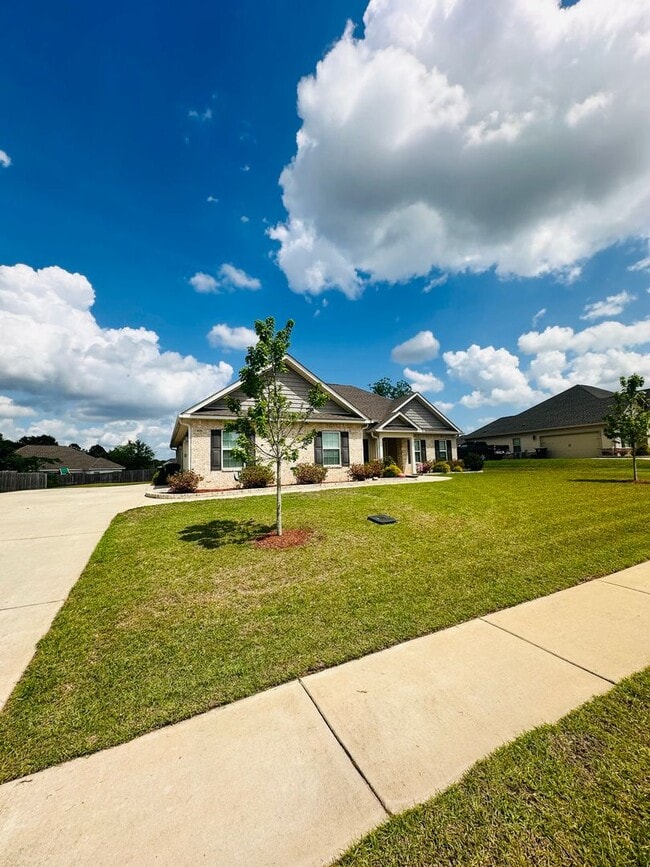 104 Chatham Ct in Byron, GA - Building Photo - Building Photo