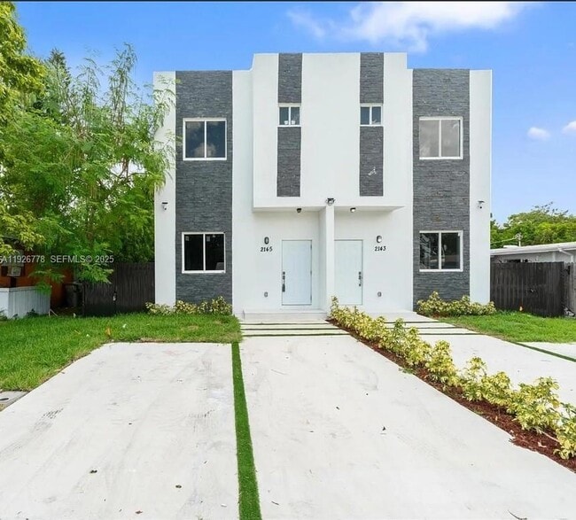 2145 NW 4th St in Pompano Beach, FL - Building Photo - Building Photo