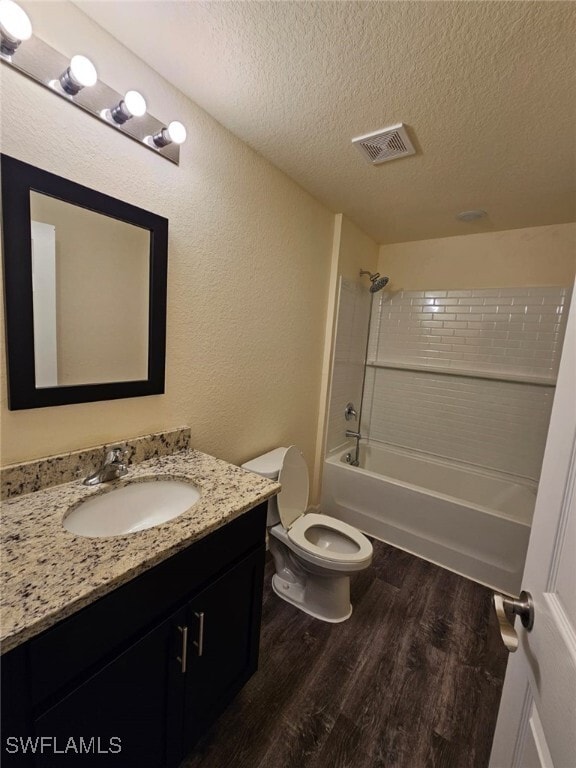 property at 1506 Rugby Cir