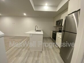 10455-10143 143 St NW in Edmonton, AB - Building Photo - Building Photo