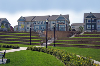 Harbor Highlands in Duluth, MN - Foto de edificio - Building Photo