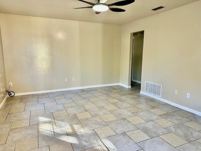 6880 Williamsburg Ct in Irvington, AL - Building Photo - Building Photo