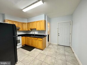 3739 Lancaster Ave, Unit 233 in Philadelphia, PA - Building Photo - Building Photo