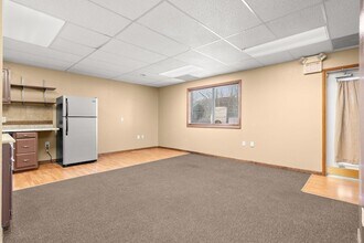 1 Woodland Ave in Kimberling City, MO - Foto de edificio - Building Photo