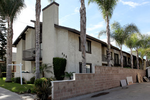 729 Freeman Ave in Long Beach, CA - Building Photo
