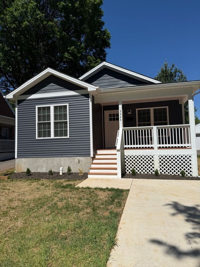 property at 3323 Collingwood St NE