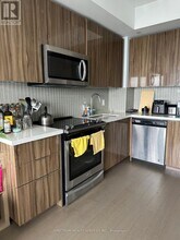 30 Shore Breeze Dr in Toronto, ON - Building Photo - Building Photo