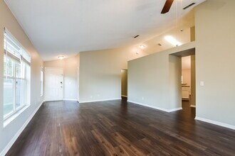 15 S Cervidae Dr in Apopka, FL - Foto de edificio - Building Photo