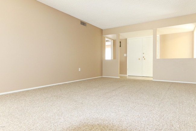 10943 W Tropicana Cir in Sun City, AZ - Building Photo - Building Photo