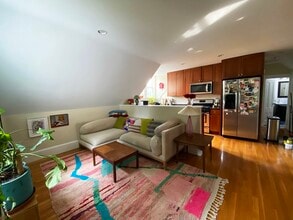 67 Walter St, Unit 3 in Boston, MA - Building Photo - Building Photo