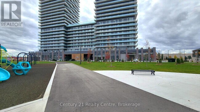 15 Skyridge Dr in Brampton, ON - Building Photo - Building Photo