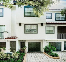 20889 St Andrews Blvd in Boca Raton, FL - Foto de edificio - Building Photo