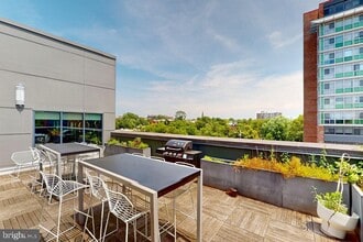 301 McMechen St in Baltimore, MD - Building Photo - Building Photo