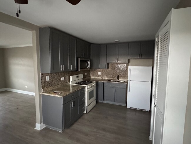 property at 9417 S 79th Ct