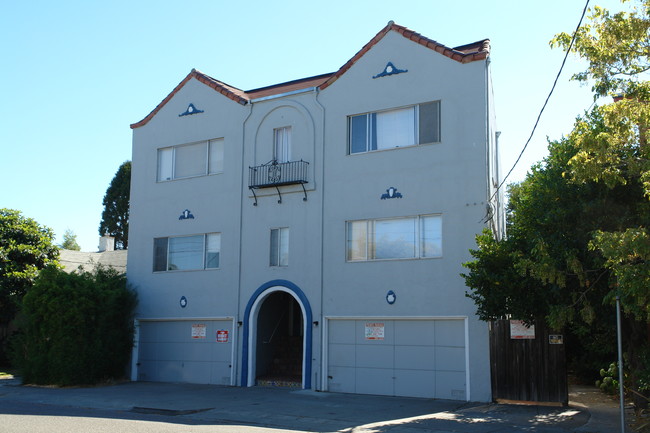 4126 Opal St in Oakland, CA - Building Photo - Building Photo