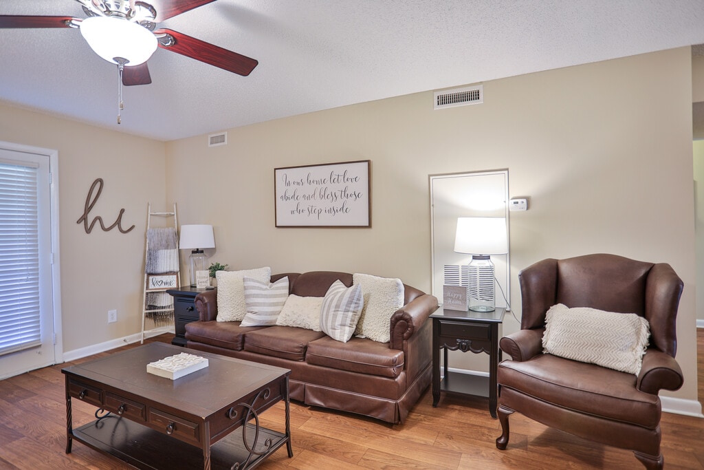 Hickory Trace Village Apartments in Hickory, NC