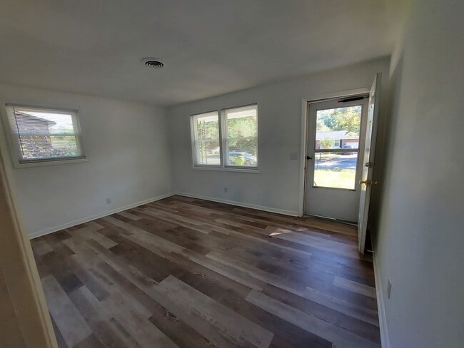 3617 Anwood Dr. in Columbia, SC - Foto de edificio - Building Photo