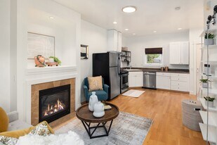 2015 South Main St in Seattle, WA - Building Photo