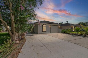 2658 Sam Houston Pl in Jacksonville, FL - Building Photo