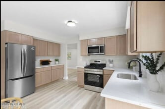 850 Paul Dr in Toms River, NJ - Foto de edificio - Building Photo
