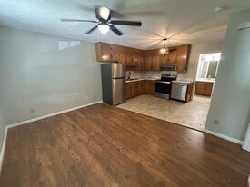 520 Gadsden Rd NW in Jacksonville, AL - Building Photo