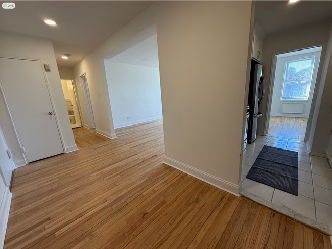 55 Austin Pl in Staten Island, NY - Building Photo - Building Photo