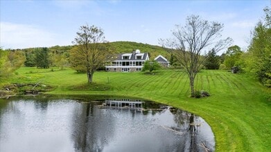 89 Jaquith Rd in Londonderry, VT - Building Photo - Building Photo
