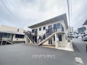 1089 Karratti Ln in Honolulu, HI - Building Photo - Building Photo