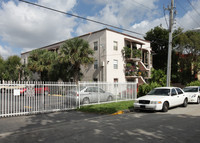 Airport View II in Miami, FL - Foto de edificio - Building Photo