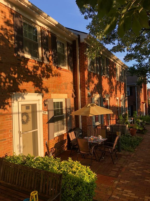 property at 1641 S Barton St