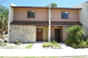 15 Florida Park Dr N in Palm Coast, FL - Building Photo