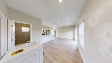 5088 Faber Way in San Diego, CA - Building Photo - Building Photo