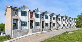 41 W High St in Clarksville, TN - Building Photo