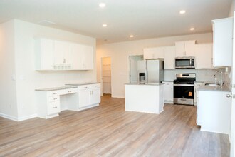 217 Giant Oak Ave in Statesville, NC - Building Photo - Building Photo