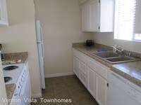 Interior Photo - Vernon Vista Apartments in Bakersfield, California