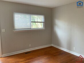 304 Tunnel Blvd in Chattanooga, TN - Foto de edificio - Building Photo