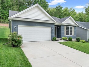 1631 Ridgefield Blf Ct in Eureka, MO - Building Photo - Building Photo