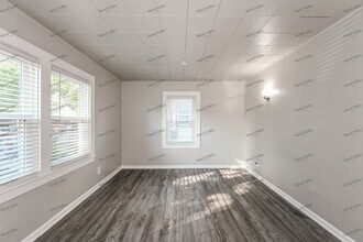 4400 Berwick St in Cincinnati, OH - Building Photo - Building Photo