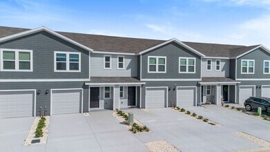 8235 SW 67th Ave in Ocala, FL - Building Photo - Building Photo