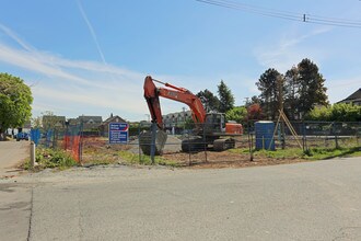 Village Walk in Delta, BC - Building Photo - Building Photo