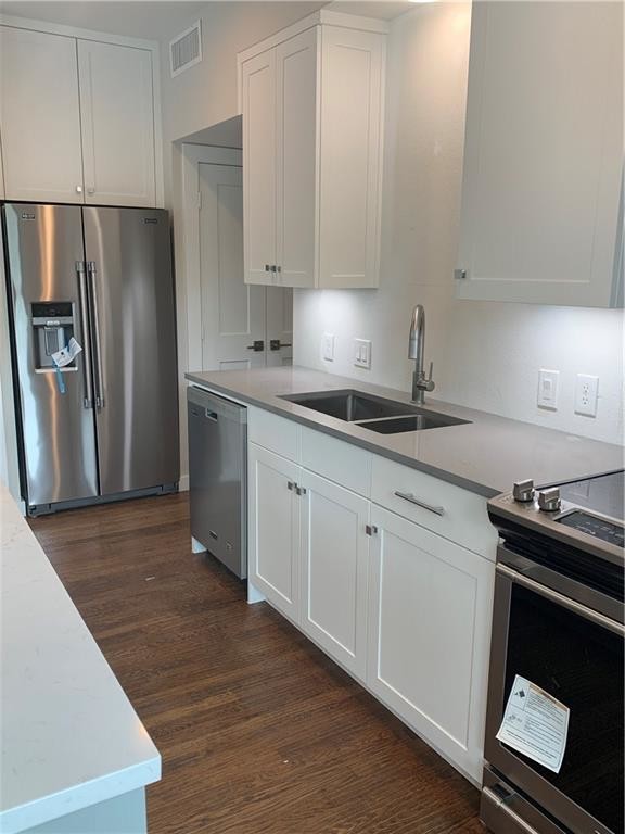3447 Granada Ave-Unit -2 in Dallas, TX - Building Photo - Building Photo